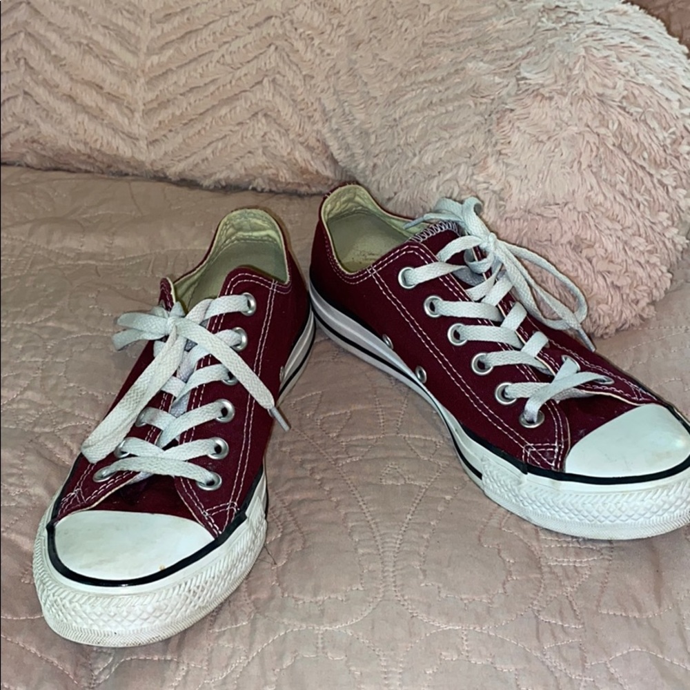 Low Top Burgundy Converse
